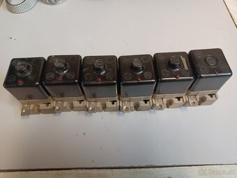 Bakelitové ističe - 2