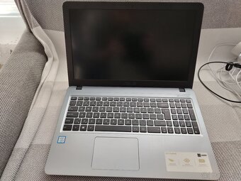Asus X540U + windows 10 - 2