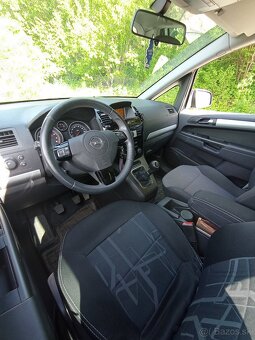 Zafira B 1,6 benzín, 7miest, 2010, 254km - 2