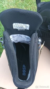 Kanady Goratex 43,5 - 2