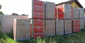 Zateplená kvalitná tehla Heluz Family 2in1 - 2