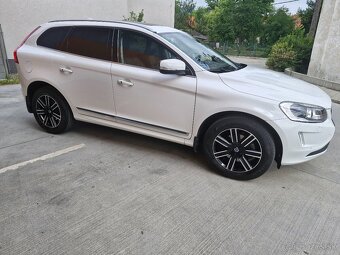 Volvo XC60 - 2