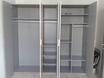 Šatníková skriňa 140€ - 2