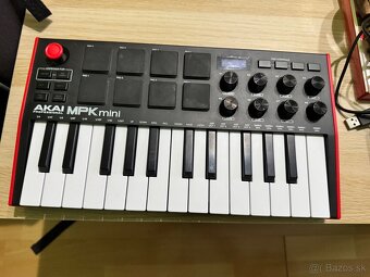 Akai PROFESSIONAL MPK Mini - 2