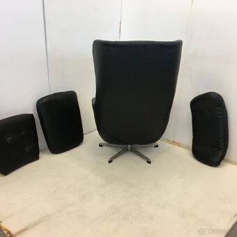 Velke retro kozenkove otocne kreslo usiak Up Zavody - 2