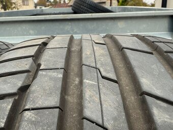 225/40 R19 Hankook, Pirelli - 2