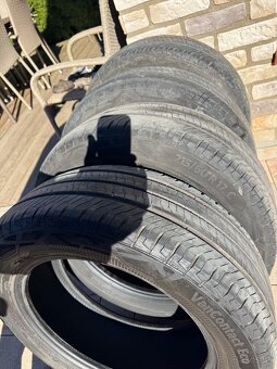 Predám letné pneumatiky Continental 215/60 R17 - 2
