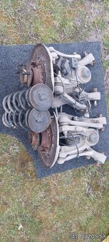 BMW X5, E-70, 200KW,r.v.2007 - ramená, náboje a iné. - 2