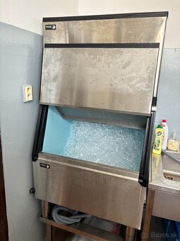 Predám veľkokapacitný výrobník ľadu (220kg/24h) - 2