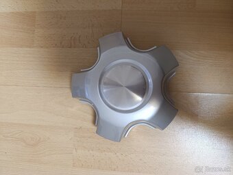 Stredové krytky kolies - 2