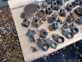 Predám dieli na karburátory Prevažne solex - 2