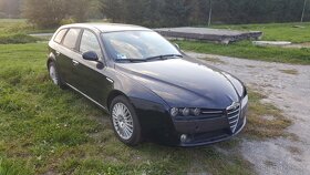 Alfa Romeo 159 3.2 JTS rozpredám - 2
