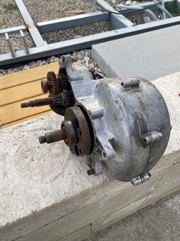 Motor tatran 125 - 2