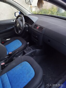 Škoda Fabia 1,2 40kw r.v.2003 - 2