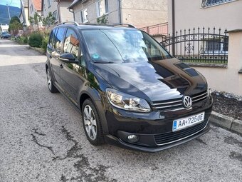 Volkswagen Touran 2.0 TDI CROSS 7-MIEST - 2