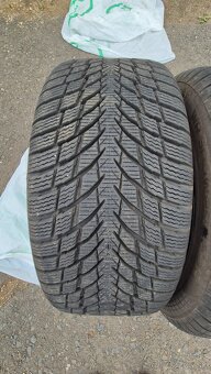Zimná sada DEZENT 8Jx8 5x112 ET40, NOKIAN 245/45/R18 - 2