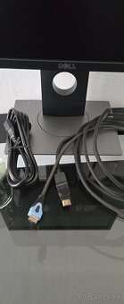 Predam 19" LCD monitor Dell P1917Sf - 2
