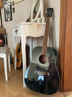 Akustická gitara - 2