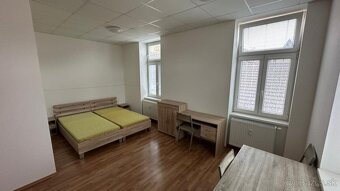PRENÁJOM 1i byt Dolná Strieborná CENTRUM Banská Bystrica. - 2