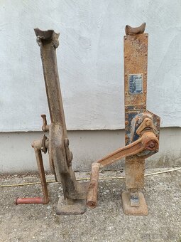 Hrebeňovy zdvihák - 2