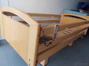 Polohovateľná posteľ - 2