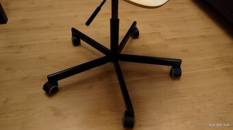 Kancelárska stolička IKEA - 2