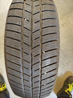 Predám 2ks zimnych pneu 195/65 R15T - 2