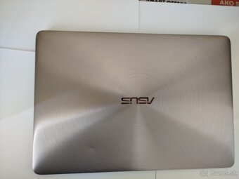 Asus zenbook UX330C - 2