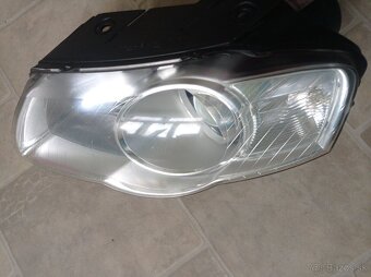 Passat B6 svetlo - 2