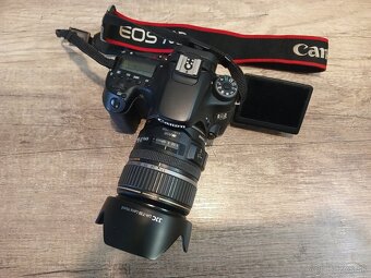 Predám Canon EOS 70D + obj. + prísl. - 2
