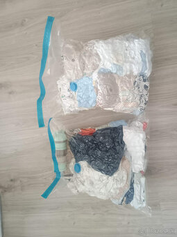 Detske oblečenie a vajičko do auta - 2