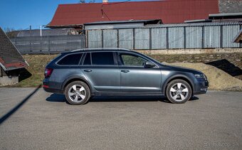 Škoda Octavia Combi SCOUT 4x4 2.0 TDI DSG - 2