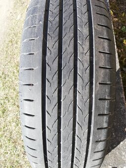 Pneumatiky nove 215 65 r17 letne - 2