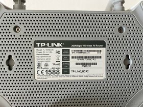 TP link TL-WR240N router - 2