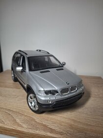 BMW X5 1:18 Welly - 2