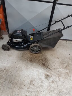 Oprava a servis 2T a 4T záhradnej techniky - 2