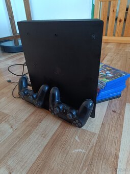 Playstation 4 pro - 2