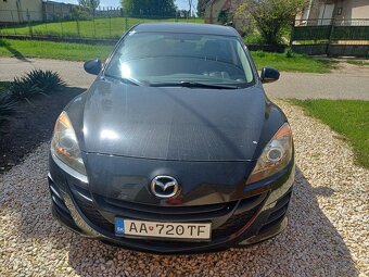 Mazda 3---1.6i-benzin--77Kw-105Ps-najazdené.-157300km - 2