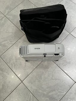 Projektor EHTW740 - 2