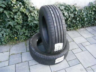 Predám 2x letné pneu Goodyear 215/65 R17 99VXL - 2