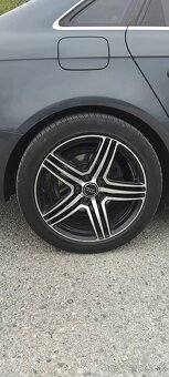 Predám audi A4.b8 motor 2.7.140 kw - 2