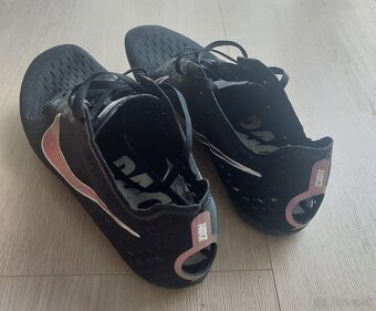 Atletické tretry zn. NIKE - 2