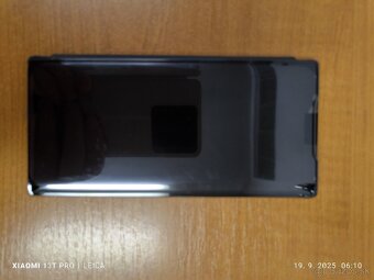 Samsung Note 10 obal čiernej farby - nové - 2