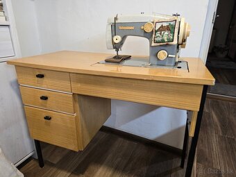 Predám šijací stroj VERITAS - 2