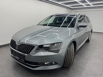 Superb Combi 2,0 TDI Style 110kW Ťazné Top stav - 2