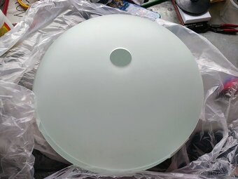 Brusene sklenene tienidla na svetlo 3ks - 2