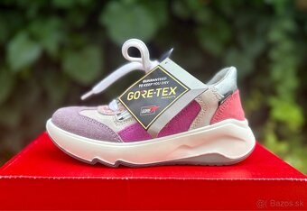 Krasne a nepouzite Superfit detske tenisky 26 - 2