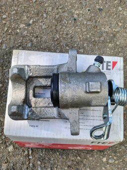 Brzdové valce,spojka, uloženie,ložisko,remenica, - 2