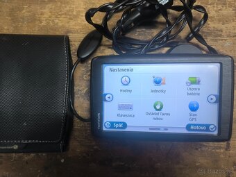 Predam navigaciu Tomtom - 2