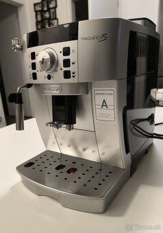 Kávovar De'Longhi Magnifica S - 2